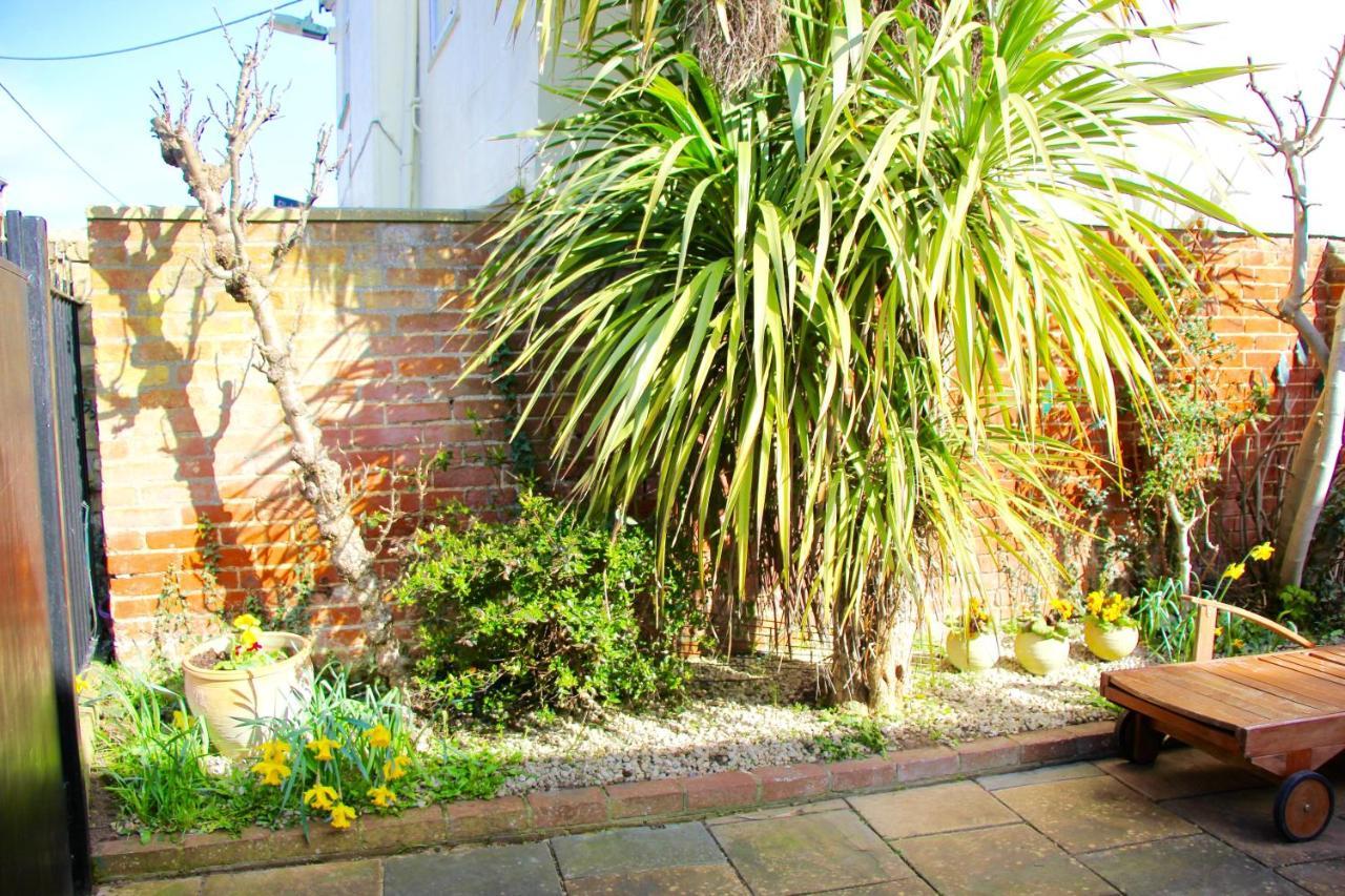 Romantic Flint Cottage On The Suffolk Coast Saxmundham Extérieur photo